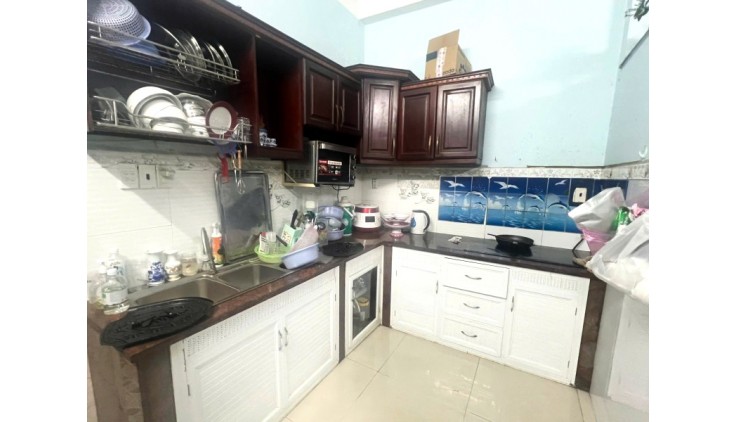 Bán Nhà 3 Tầng Hẻm Xe Hơi 40m2_4*10 3PN Chỉ 4.5 Tỷ Gần ĐH Luật Hiệp Bình Chánh Thủ Đức